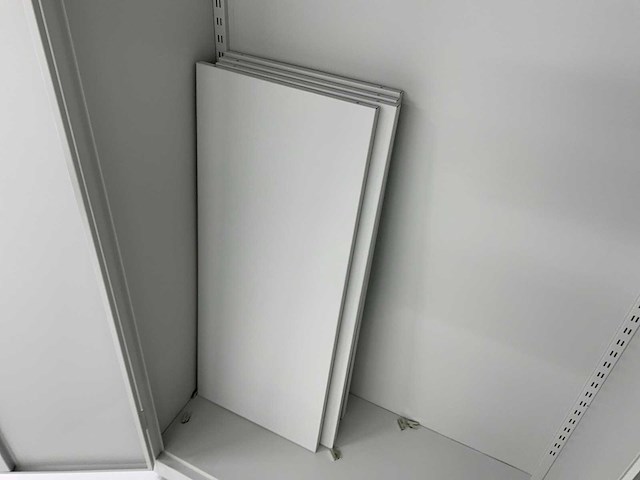 Manutan werkplaatskast - afbeelding 6 van  6