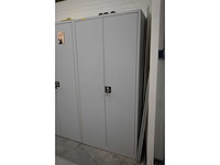 Manutan werkplaatskast - afbeelding 2 van  4