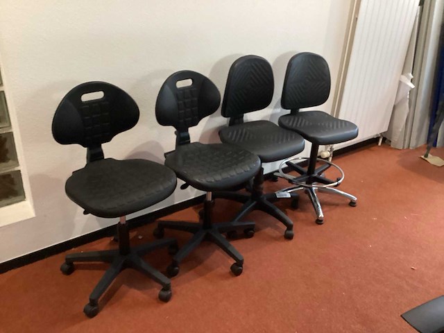 Manutan werkplaatsstoel (4x) - afbeelding 2 van  4