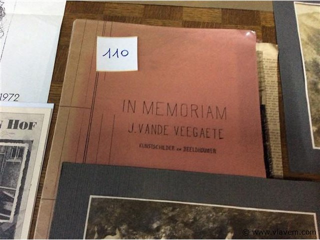 Map + foto's biografie van den veegaete - afbeelding 2 van  9