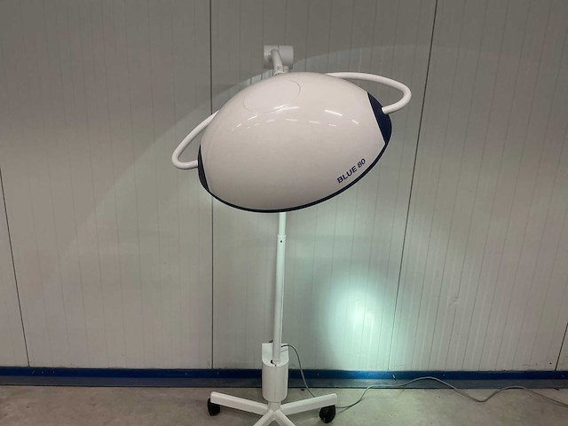 Maquet - blue 80 - onderzoekslamp - afbeelding 2 van  4