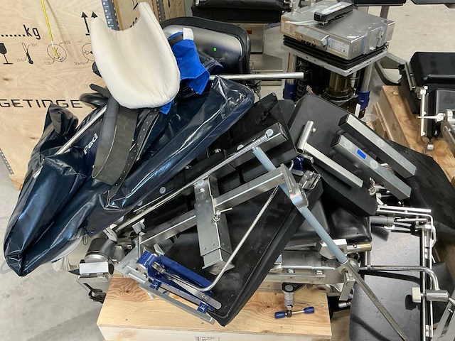 Maquet - diverse operatietafel onderdelen - afbeelding 9 van  11