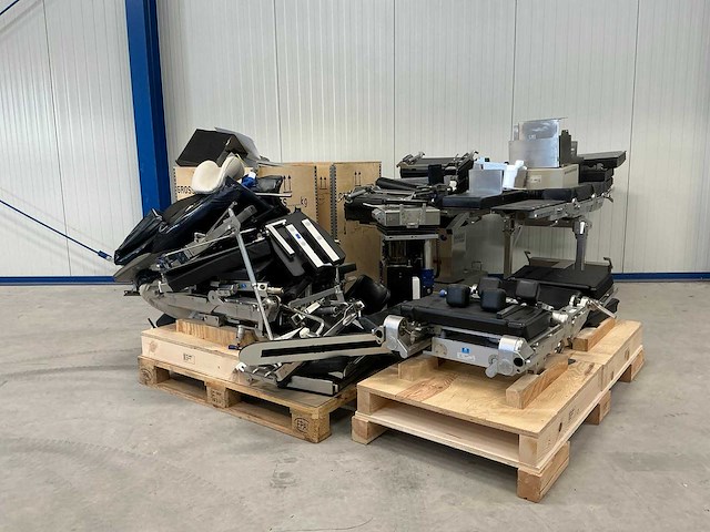 Maquet - diverse operatietafel onderdelen - afbeelding 1 van  6