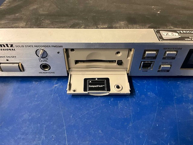 Marantz professional pmd560 solid state recorder - afbeelding 3 van  4