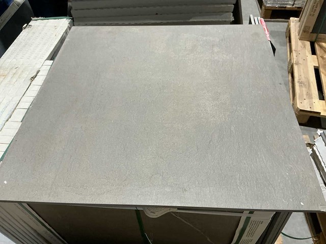 Marca corona 750x750 vloertegel 32m² - afbeelding 1 van  8