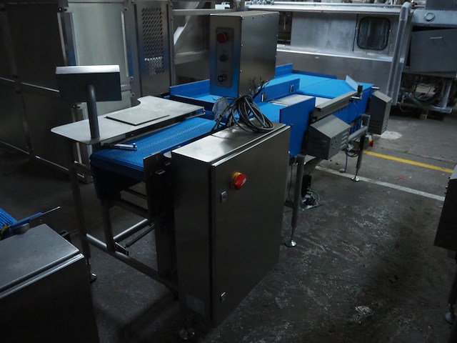 Marco - afbeelding 12 van  17