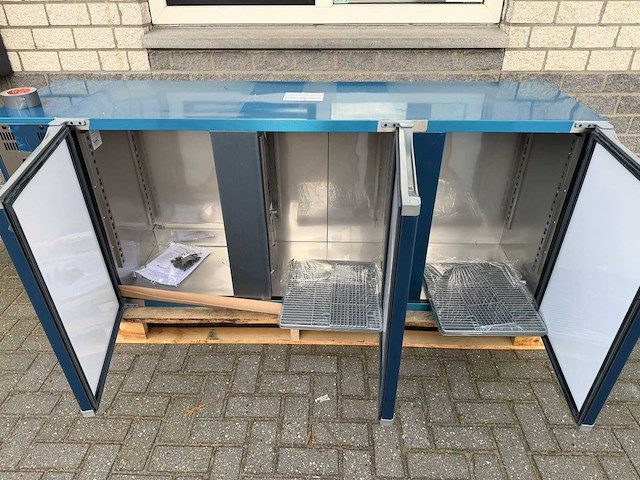 Marecos - 3 deurs + 2 laden ongebruikt - koelwerkbank - afbeelding 2 van  7