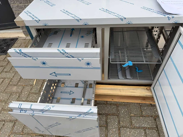 Marecos - 3 deurs + 2 lades ongebruikt - koelwerkbank - afbeelding 4 van  6