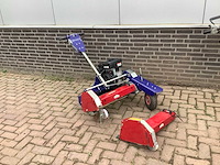 Maredo 60-4 kunstgras reinigingsmachine - afbeelding 1 van  7