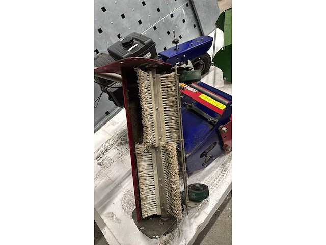 Maredo verticuteermachine - afbeelding 8 van  10