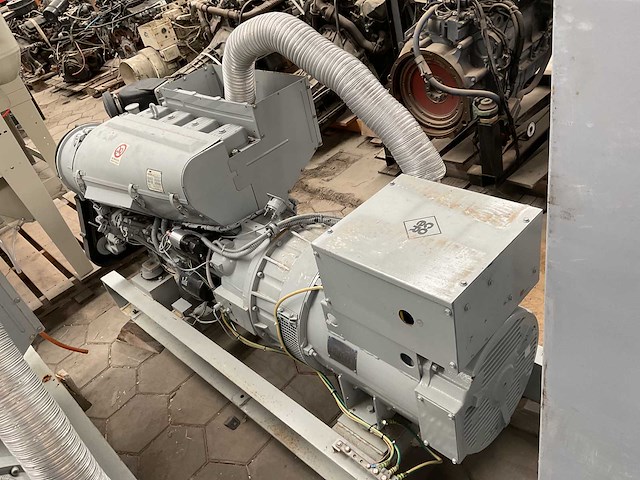 Marellimotori m7b 200 sa generator - afbeelding 9 van  15