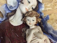 Maria met kind (kunststof) - afbeelding 2 van  2