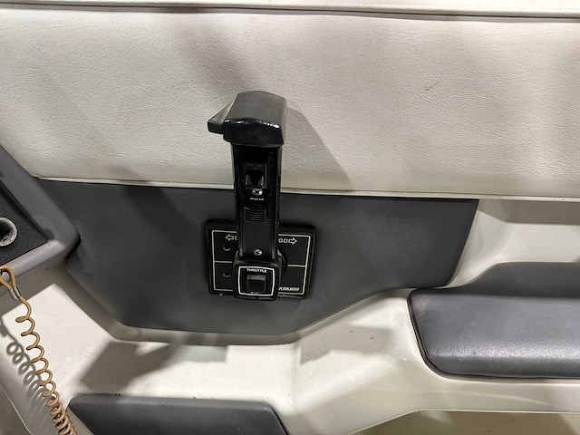 Mariah shabah mercruiser 5.7/v8 alpha one speedboot 36-71-yd incl trailer met kenteken 75-wh-fv - afbeelding 10 van  28