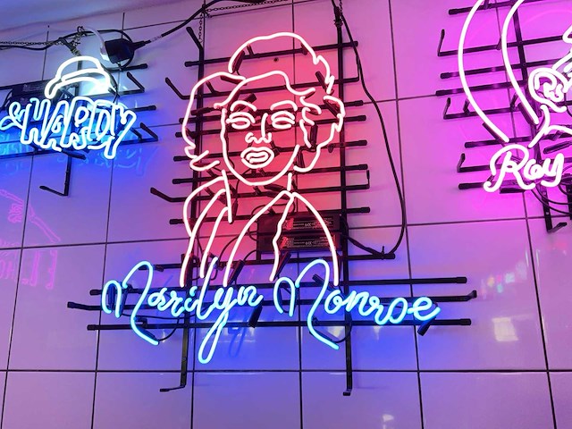Marilyn monroe glas neon - afbeelding 1 van  2