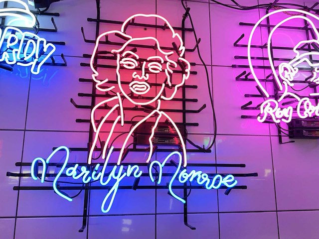 Marilyn monroe glas neon - afbeelding 1 van  2