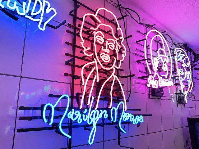 Marilyn monroe glas neon - afbeelding 2 van  2