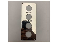 Marine stainless steel control panel aisi 316 - durable, corrosion-resistant maritime operating panel with clear function engraving - afbeelding 2 van  2