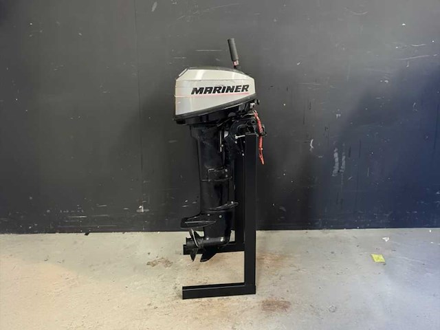 Mariner - langstaart - 8 pk - 2-takt - buitenboordmotor - afbeelding 1 van  1