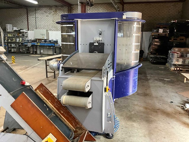 Marinus profix 2003-2 afkort- en profileermachine - afbeelding 17 van  23
