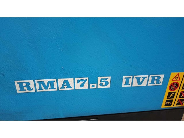 Mark - 2017 - rma7.5 ivr - schroefcompressor - afbeelding 3 van  12