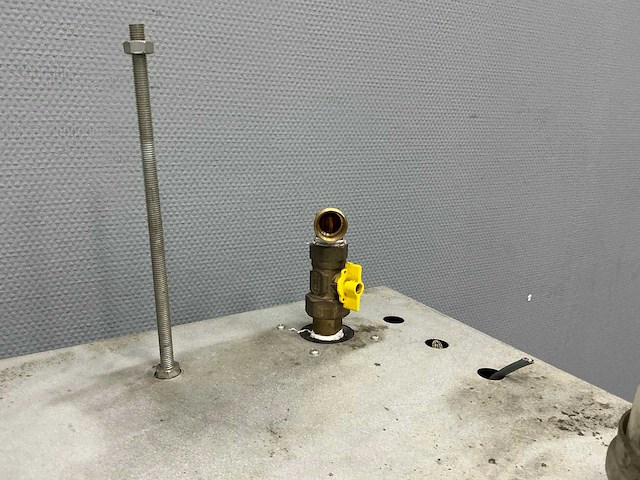 Mark - gs+40 g25 nl - hr gasgestookte verwarmer 88x95x111 cm - afbeelding 3 van  7