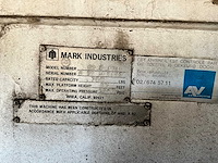 Mark industries 62 c 4x4 hoogwerker - afbeelding 10 van  13