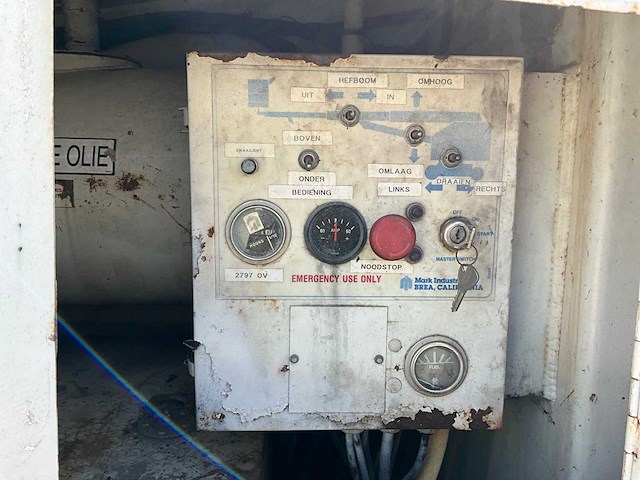 Mark industries 62 c 4x4 hoogwerker - afbeelding 12 van  13