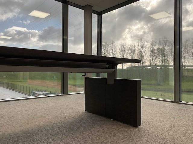 Markant - bureautafel 263x200 cm - afbeelding 3 van  10