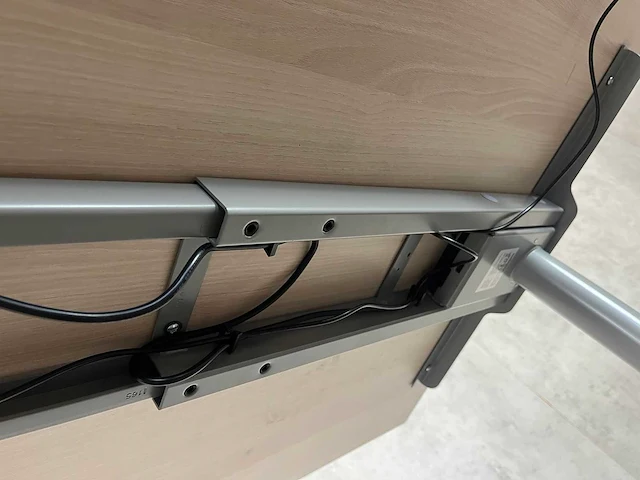 Markant - elektrisch zit-sta bureau 160x80 - ongebruikt - afbeelding 6 van  16