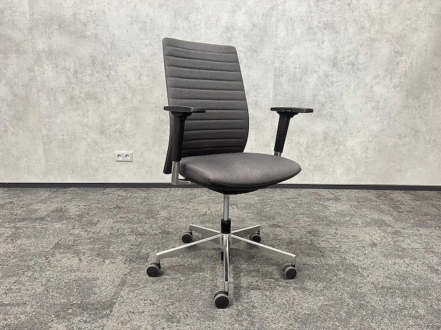 Markant - ergonomische bureaustoel - ongebruikt - afbeelding 14 van  18
