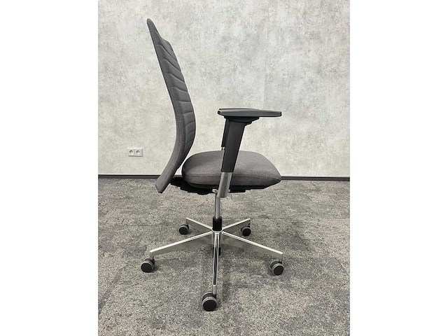 Markant - ergonomische bureaustoel - ongebruikt - afbeelding 15 van  17