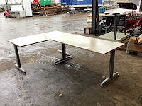 Markant bureau (2x) - afbeelding 1 van  5