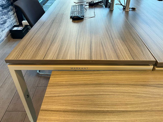 Markant desk opstelling (2x) - afbeelding 3 van  6