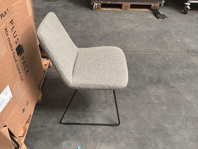 Markant lyon chair sledbase vergaderstoel (12x) - afbeelding 3 van  6