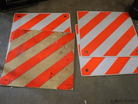 Markeringsbord voor uitstekende lading - 4 stuks - afbeelding 1 van  3