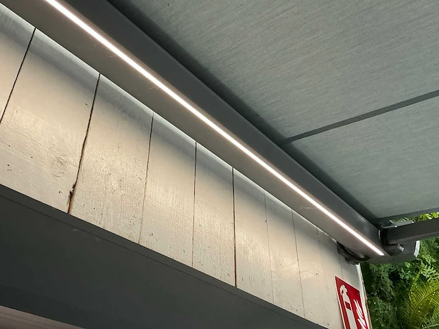 Markilux mx-3 zonnescherm - afbeelding 6 van  9