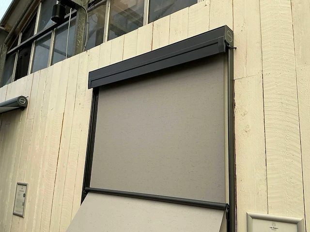 Markilux mx 740 zonnescherm - afbeelding 3 van  7