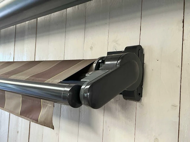 Markilux mx 930 knikarm zonnescherm - afbeelding 3 van  4