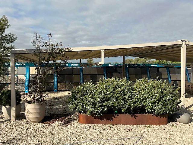 Markilux pergola stretch horeca terrasoverkapping - afbeelding 5 van  12