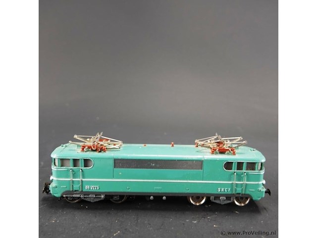 Märklin 3038 h0 elektrische locomotief (serie bb 9200) van de franse spoorwegen (sncf), met bedrijfsnummer bb 9223 - afbeelding 2 van  6