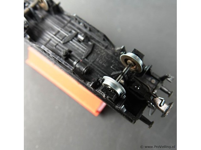 Märklin 4413 h0-kiepwagen (ook bekend onder verwante nummers zoals 4513) uit het tijdperk van de deutsche bundesbahn - afbeelding 5 van  5