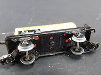 Märklin 4442 (of verwante oudere variant zoals de märklin 4502) mineraalolieketelwagen in de uitvoering van de duitse spoorwegen (db) - afbeelding 5 van  6