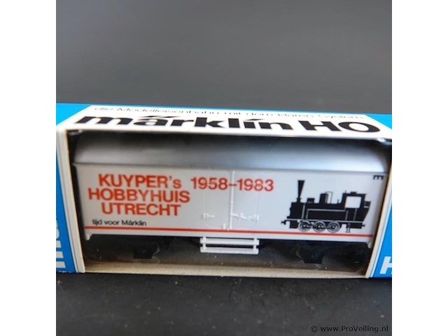 Märklin gesloten goederenwagen / koelwagen (type ichqrs 377) met de opdruk "kuyper's hobbyhuis utrecht 1958-1983", uitgebracht als jubileum- of reclamemodel. [1, 2] - afbeelding 2 van  3