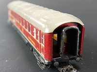 Märklin h0 346/3 schlafwagen (slaaprijtuig) van de dsg uit de jaren 50, uitgevoerd als klassieke blikken 'schürzenwagen' - afbeelding 3 van  5