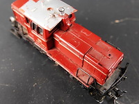 Märklin h0 (schaal 1:87) analoge wisselstroom diesellocomotief van de duitse spoorwegen (db), type v60 / baureihe 260 (artikelnummer 3065) - afbeelding 4 van  5