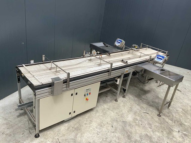 Marko systems rollenbaan met checkweighers - afbeelding 1 van  9