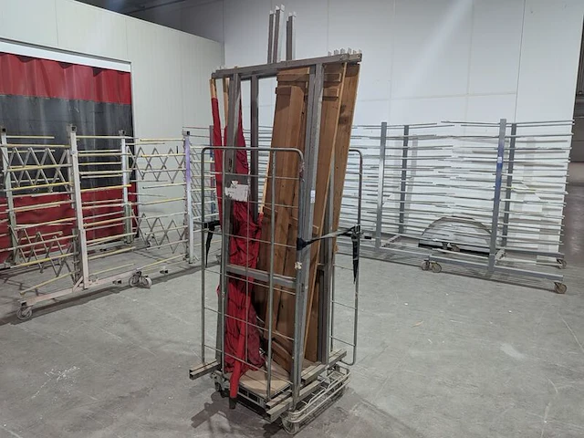 Marktkraam in rolcontainer - afbeelding 1 van  5
