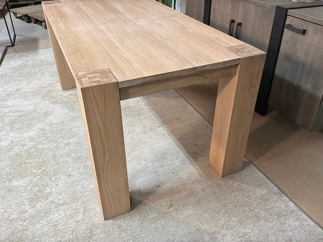 Marla eetkamertafel - afbeelding 6 van  9