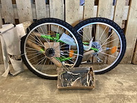 Marlin - 24” x 11” - children's bike (2x) - afbeelding 1 van  2