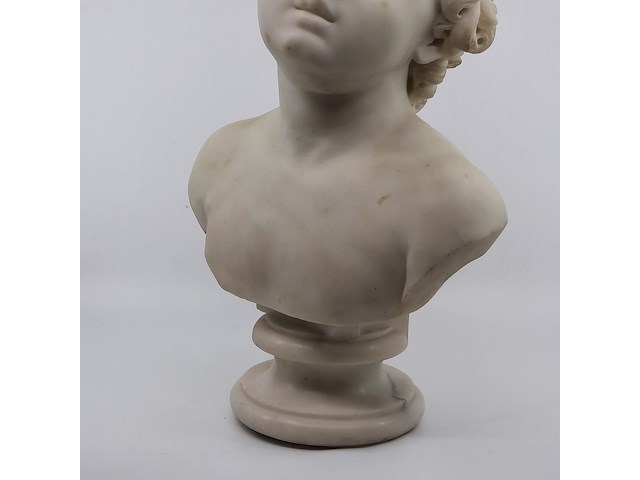 Marmeren sculptuur op voet (19e eeuw) - afbeelding 3 van  7